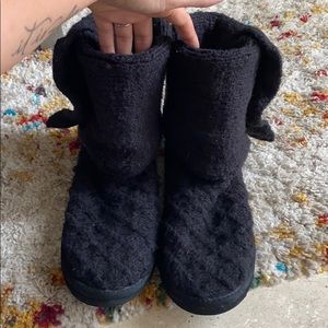 Black UGG classic cardy boots